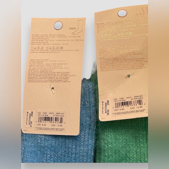 American Eagle Shimmer Crew Socks Bundle of 2 Pairs Blue Green Fuzzy One Sz NWT - Picture 4 of 5